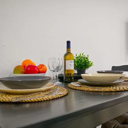 דירה Flat With Garden