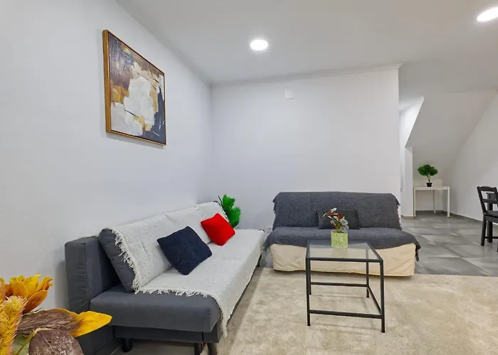 Apartament Flat With Garden