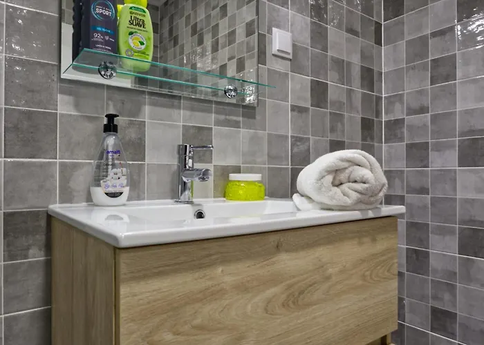 Apartament Flat With Garden *