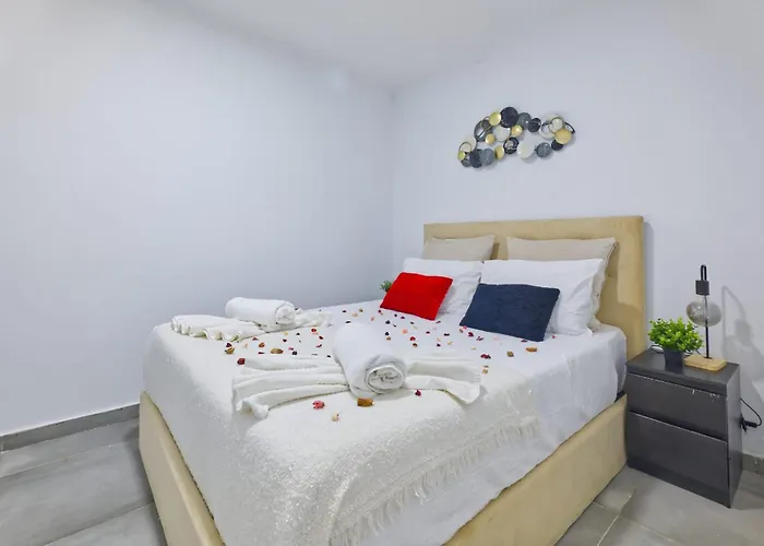 Apartament Flat With Garden *