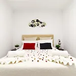 Flat With Garden