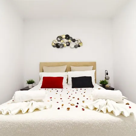 Flat With Garden